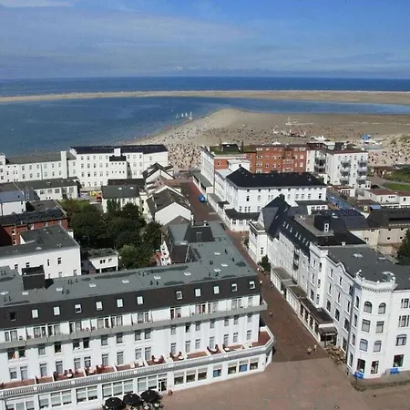 Kai-uwe Comfortable * בורקום